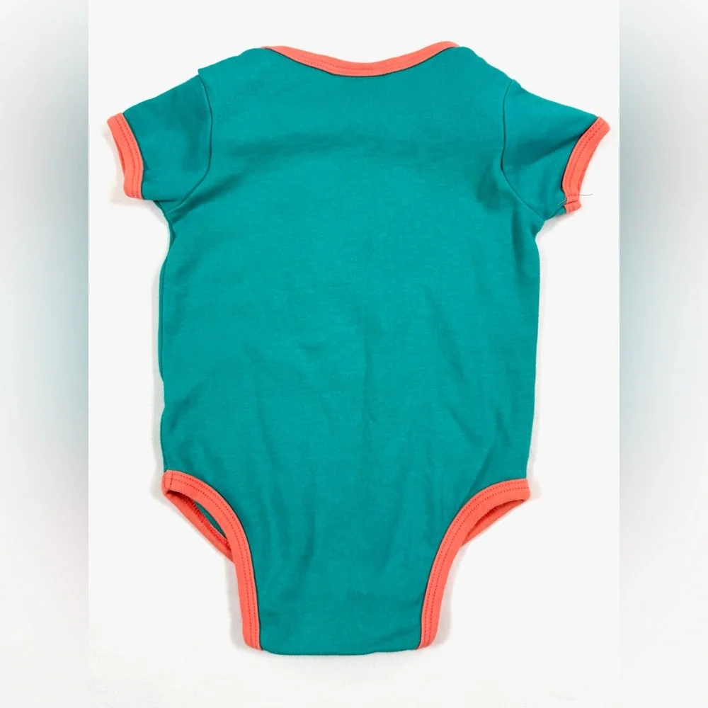 ALASKA BABY VTG Baby Girls' Polar Bear Embroidered One-Piece‎ Bodysuit 12M